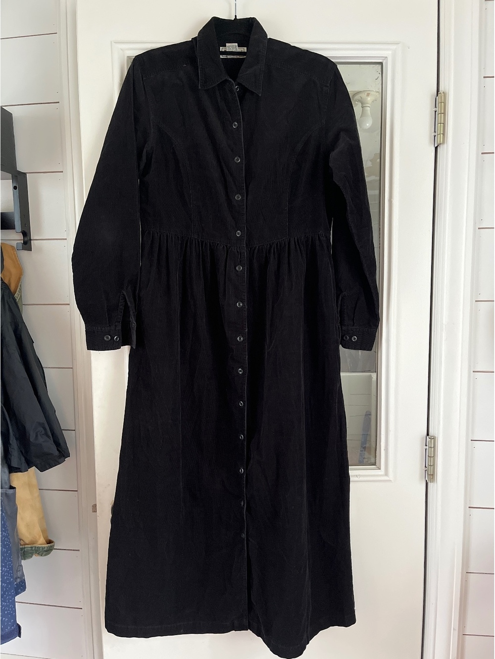 L.L.Bean Women's Black Corduroy Button-Front Midi Dress Size 8